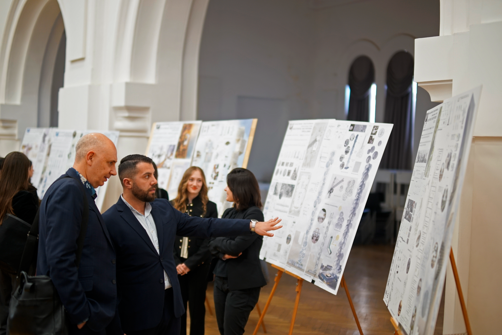 CU-ში სტუმრად RIBA-ის აღმასრულებელი დირექტორი ეიდრიან დობსონი